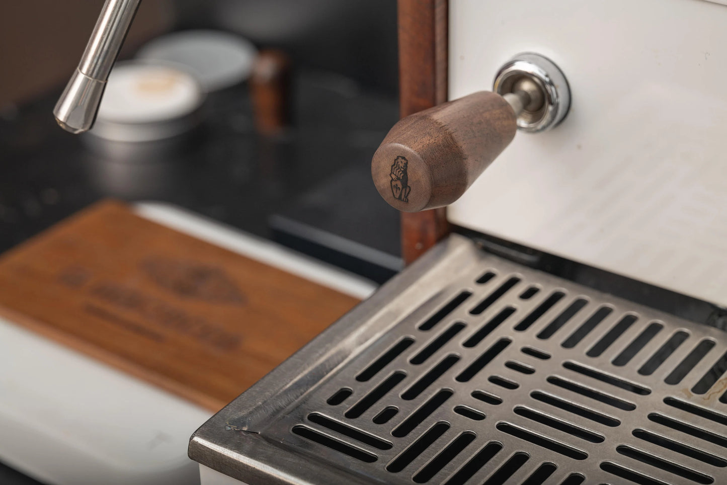Walnut Wood Knob for GS3 and Rocket Machines