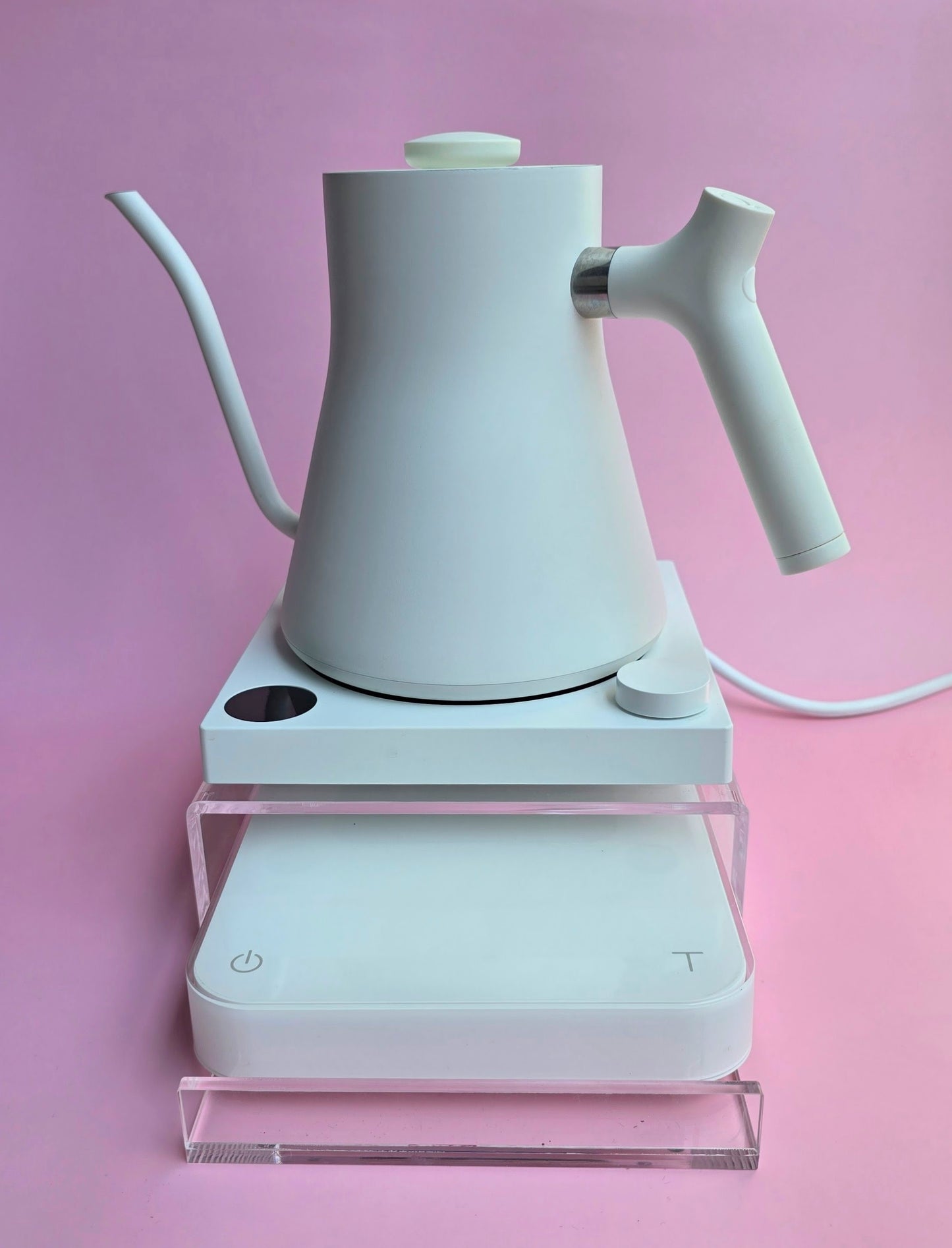 Transpour: Universal Kettle and Scale Organizer